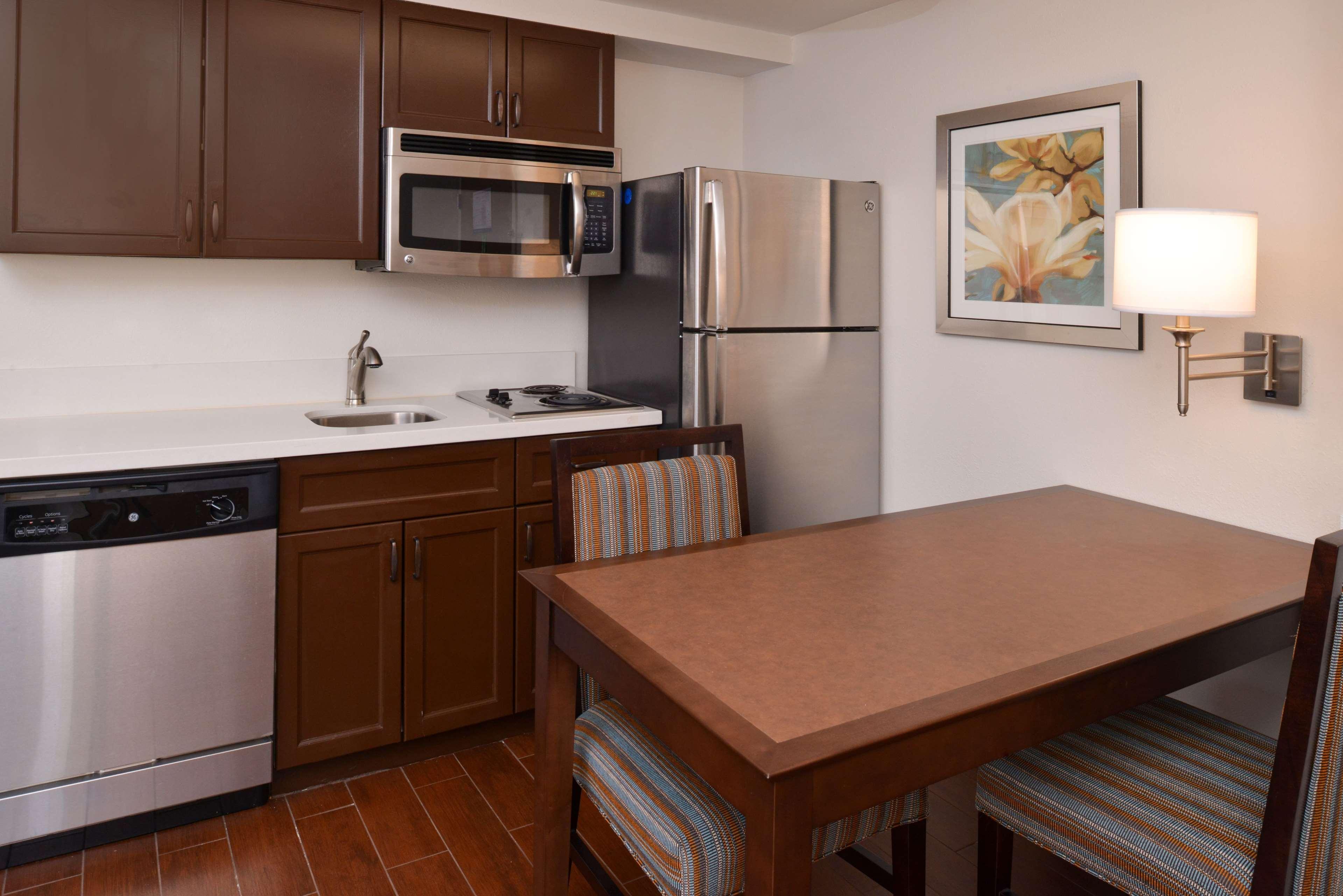 Hampton Inn & Suites Pueblo-Southgate Zewnętrze zdjęcie
