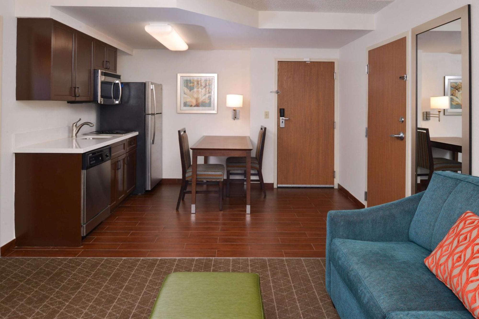 Hampton Inn & Suites Pueblo-Southgate Zewnętrze zdjęcie