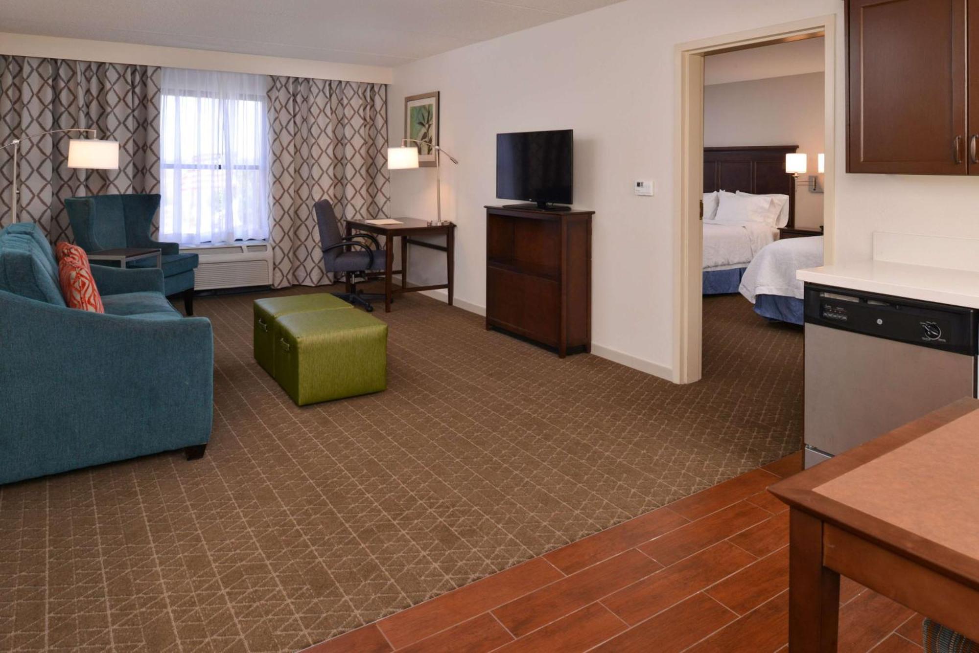 Hampton Inn & Suites Pueblo-Southgate Zewnętrze zdjęcie