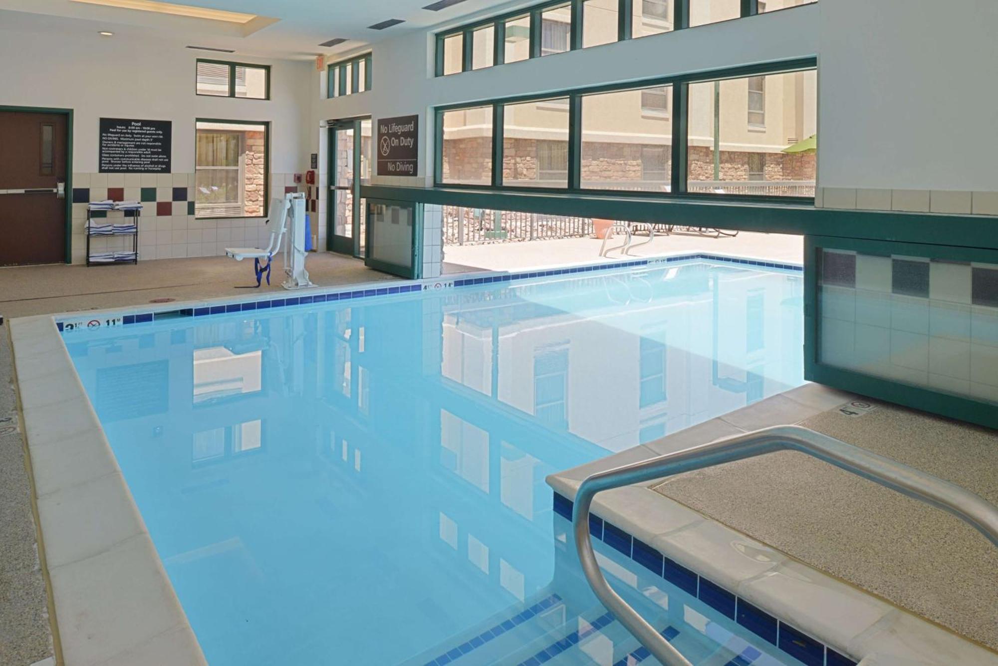 Hampton Inn & Suites Pueblo-Southgate Zewnętrze zdjęcie